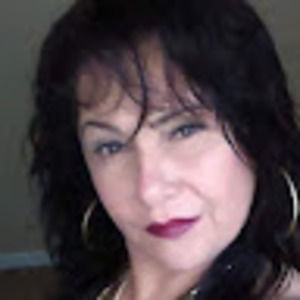 Meet your Posher, Elida